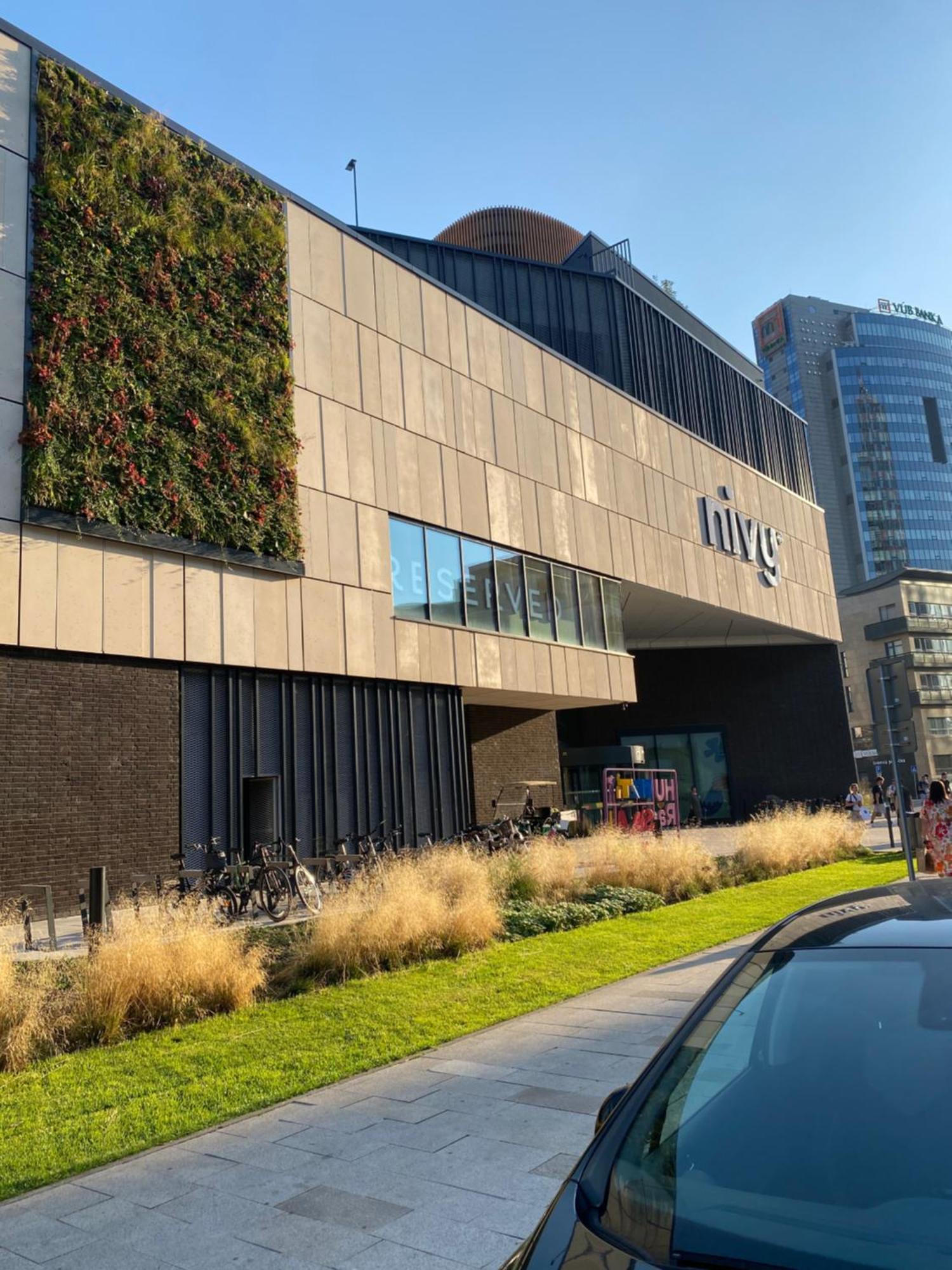 James Dean Apartment - Next To Nivy Bus Station & Mall Bratislava Exterior foto